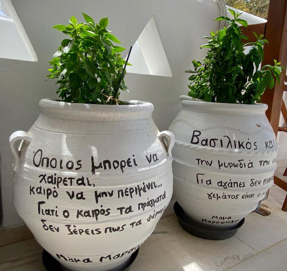 Mama's Pension Agios Stefanos  Bagian luar foto